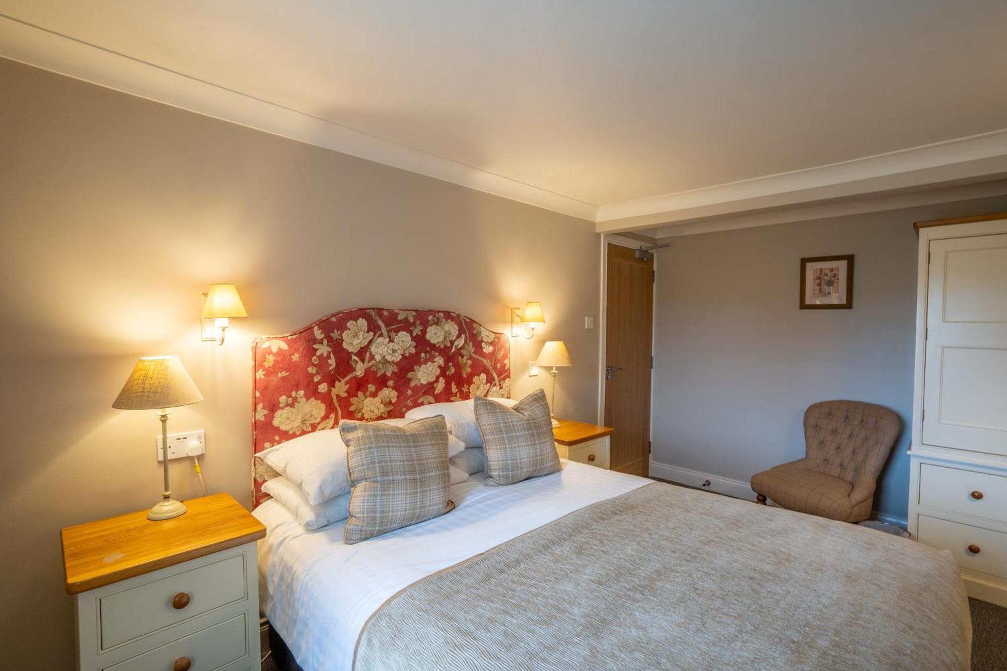 The Pheasant Inn Falstone Экстерьер фото