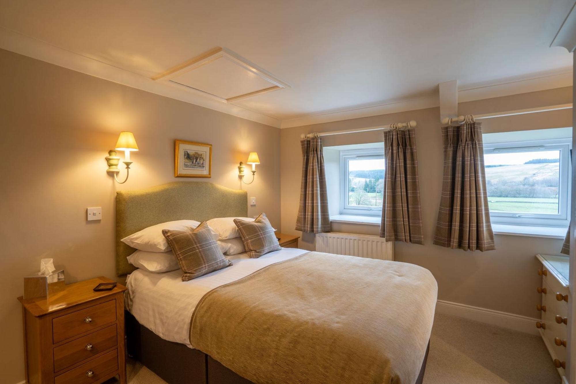 The Pheasant Inn Falstone Экстерьер фото